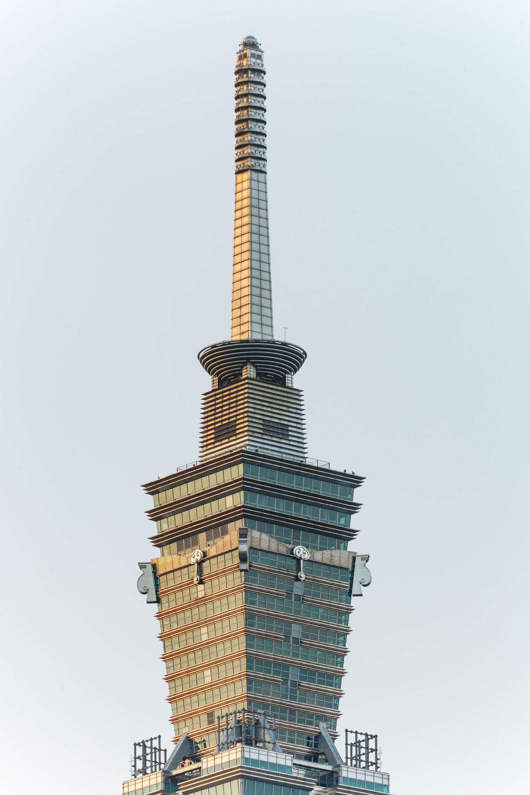 台北 101 參觀攻略：觀景台、交通、周邊全指南（票價以官方為準）